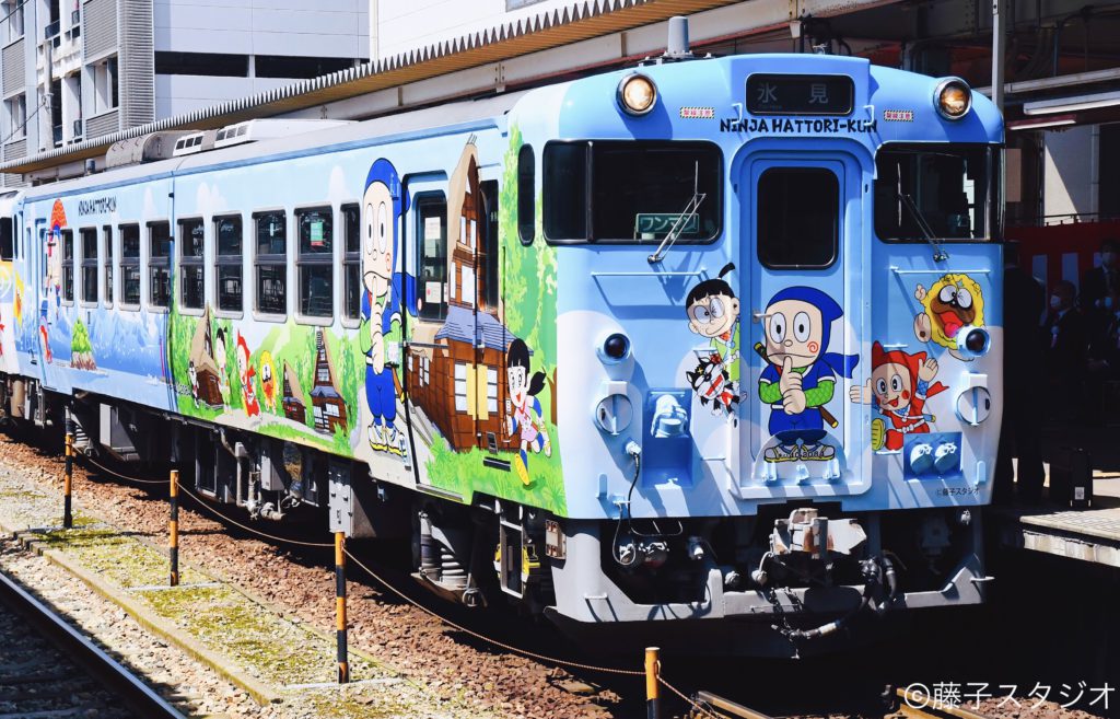MICRO A-8610 キハ40 2000番台 忍者ハットリくん列車 | かにかま